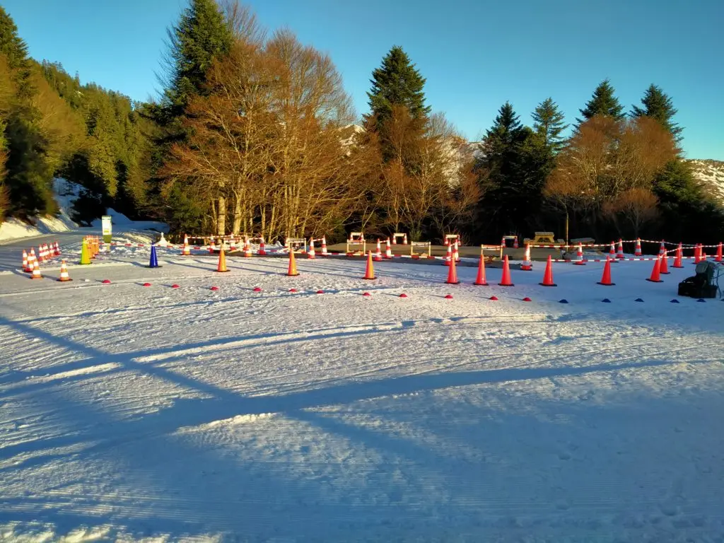 Parcours de Biathlon installé au Col de Couraduque en bordure des pistes de ski de fond